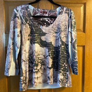 Such a gorgeous top!